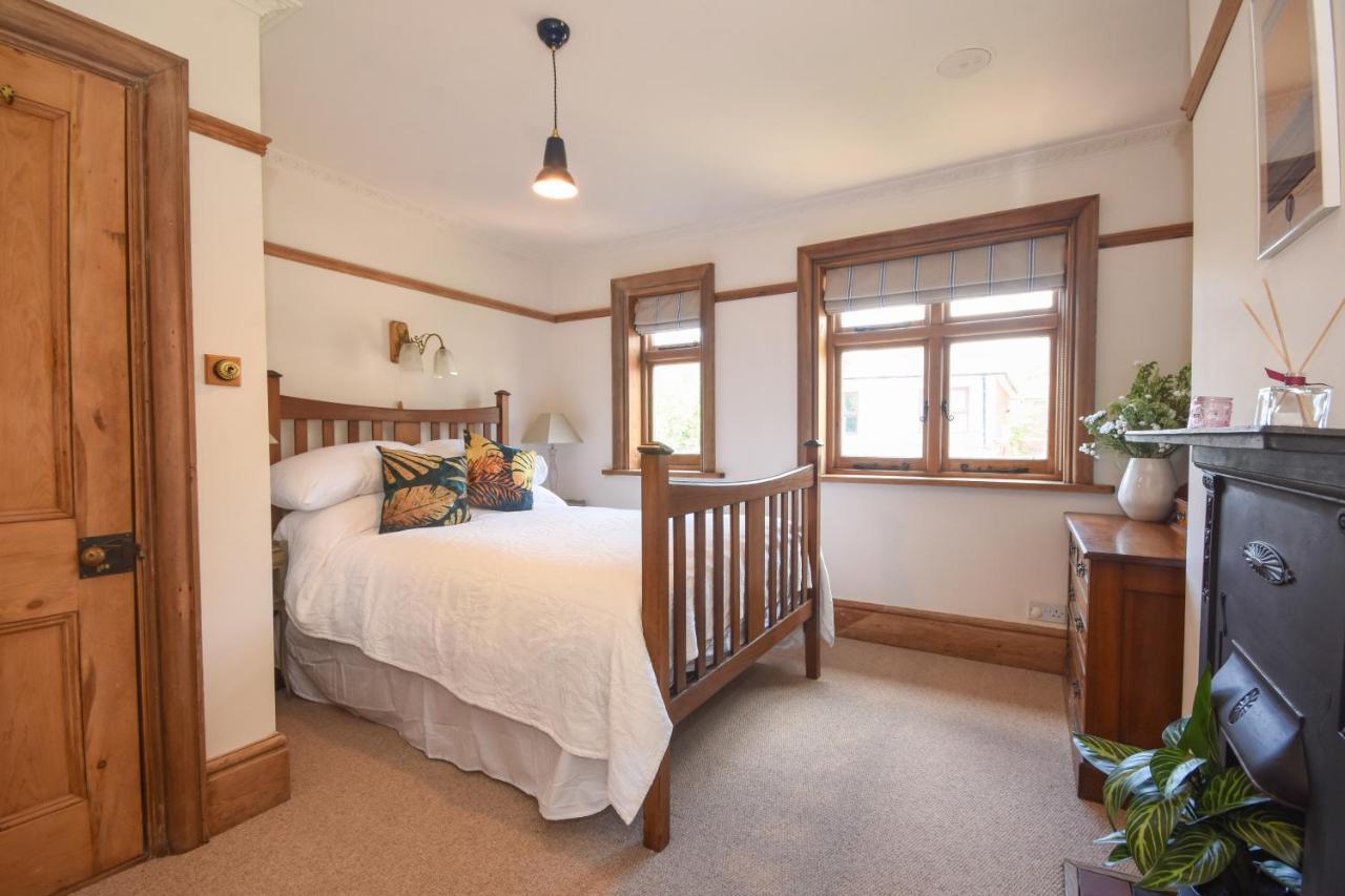 Unique Period One Bedroom House In Colchester Exteriör bild